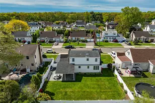 255 N Albany Ave, Massapequa, NY 11758 - Photo 4