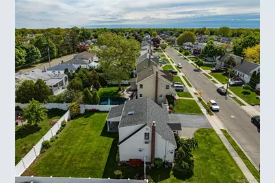 255 N Albany Avenue, Massapequa, NY 11758 - Photo 20
