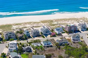 898 Dune Rd, Westhampton Beach, NY 11978 - Photo 22