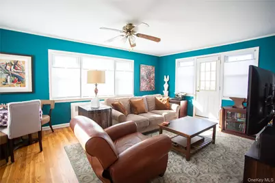274 W Walnut Street, Long Beach, NY 11561 - Photo 1