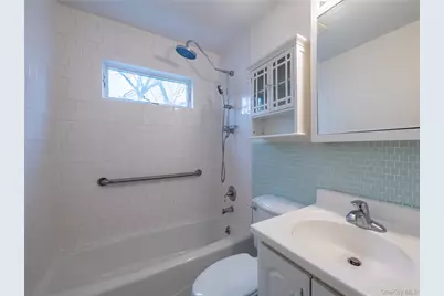 21 Marwood Road N, Port Washington, NY 11050 - Photo 32
