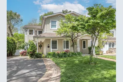 21 Marwood Road N, Port Washington, NY 11050 - Photo 1