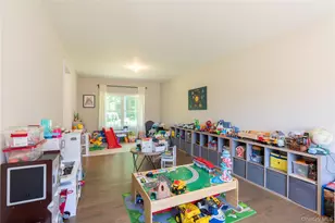37 Biltmore Dr, Hopewell Junction, NY 12533 - Photo 8