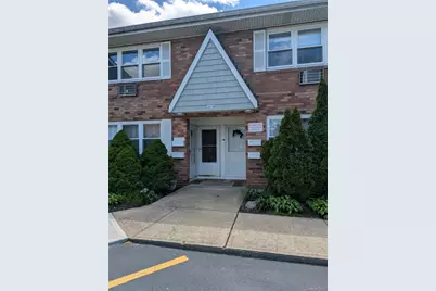 100 Connetquot Avenue #26, East Islip, NY 11730 - Photo 1