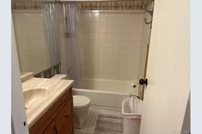 100 Connetquot Avenue #26, East Islip, NY 11730 - Photo 2