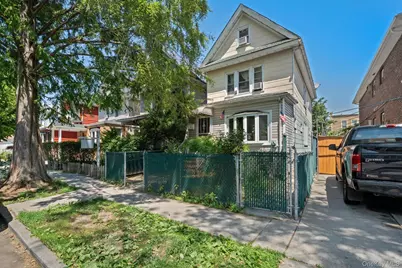 9121 110th Street, Richmond Hill, NY 11418 - Photo 1