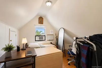 9121 110th Street, Richmond Hill, NY 11418 - Photo 12