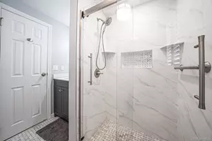 568 Chestnut Ln, East Meadow, NY 11554 - Photo 18