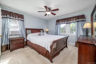 43 Nassau Blvd, Malverne, NY 11565 - Photo 18