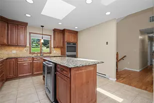 334 Lovell St, Mahopac, NY 10541 - Photo 10