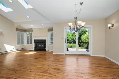 334 Lovell Street, Mahopac, NY 10541 - Photo 16