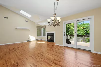 334 Lovell Street, Mahopac, NY 10541 - Photo 8