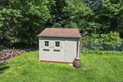 334 Lovell Street, Mahopac, NY 10541 - Photo 46