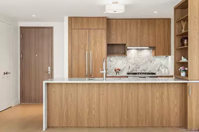 30-55 Vernon Boulevard #2C, Astoria, NY 11102 - Photo 2