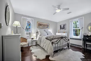 17 Gaynor Ave, Manhasset, NY 11030 - Photo 8