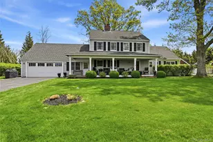 1060 Navy St, Orient, NY 11957 - Photo 2