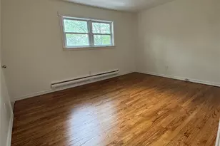 408 A 7th St, East Northport, NY 11731 - Photo 10