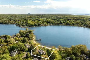 17 Youngs Ln, Setauket, NY 11733 - Photo 46