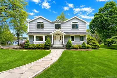 17 Youngs Lane, Setauket, NY 11733 - Photo 4