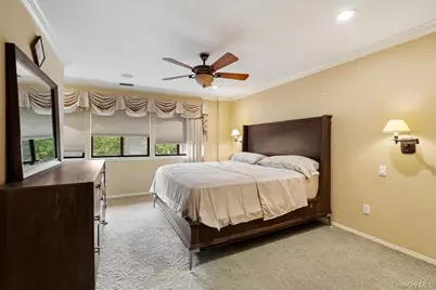 109 Foxwood Drive, Jericho, NY 11753 - Photo 20