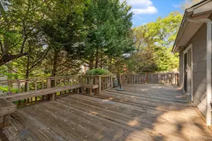 19 Fox Ln, Dix Hills, NY 11746 - Photo 38