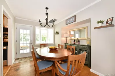 287 Charles Avenue, Massapequa Park, NY 11762 - Photo 8