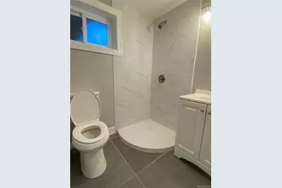 17 Berkeley Avenue, Selden, NY 11784 - Photo 16