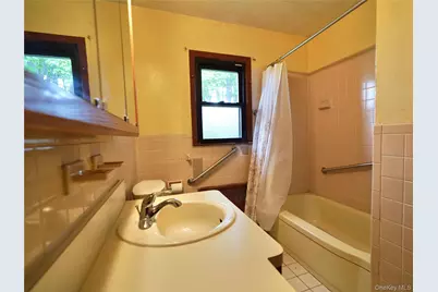 9 John Street, Bethpage, NY 11714 - Photo 42
