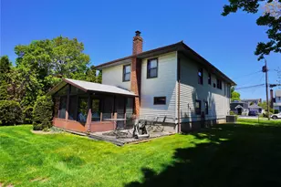 9 John St, Bethpage, NY 11714 - Photo 6