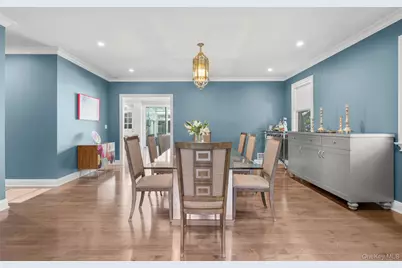 17 Clover Place, New Rochelle, NY 10805 - Photo 12