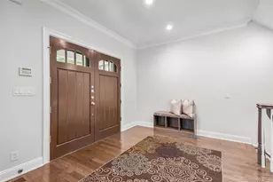 17 Clover Pl, New Rochelle, NY 10805 - Photo 6