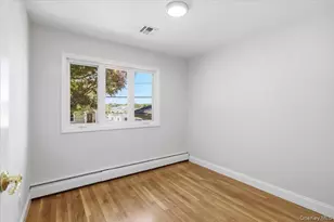 2 Prose St, Hicksville, NY 11801 - Photo 14