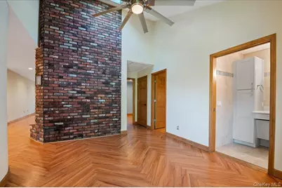 151 Seaman Neck Road, Dix Hills, NY 11746 - Photo 2