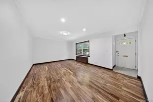 56-31 184th St, Fresh Meadows, NY 11365 - Photo 2