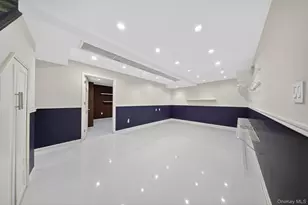 56-31 184th St, Fresh Meadows, NY 11365 - Photo 12