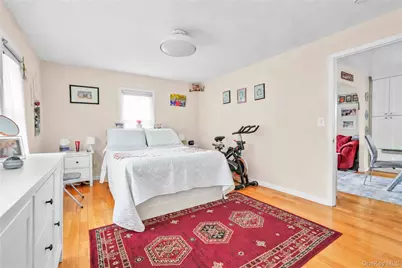 62 Leaman Place, Lynbrook, NY 11563 - Photo 16