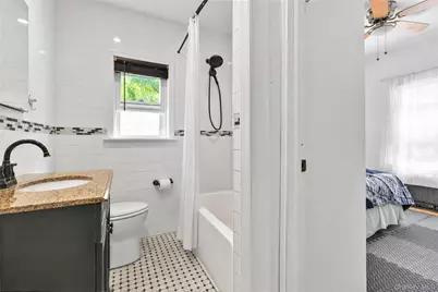 62 Leaman Place, Lynbrook, NY 11563 - Photo 8