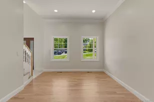 95 Grassy Pond Dr, Smithtown, NY 11787 - Photo 8