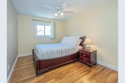 56 Soundview Drive, Port Washington, NY 11050 - Photo 18