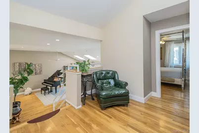56 Soundview Drive, Port Washington, NY 11050 - Photo 16