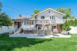 56 Soundview Dr, Port Washington, NY 11050 - Photo 32