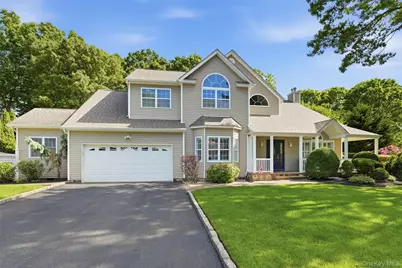 10 Cayla Lane, Port Jefferson Station, NY 11776 - Photo 2