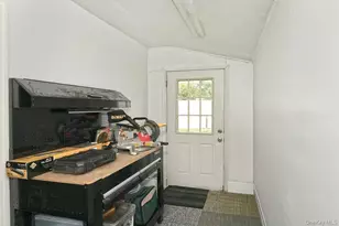 1254 Parkwood Dr, Merrick, NY 11566 - Photo 24