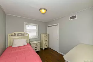 1254 Parkwood Dr, Merrick, NY 11566 - Photo 22