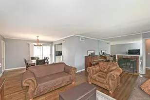 1254 Parkwood Dr, Merrick, NY 11566 - Photo 8
