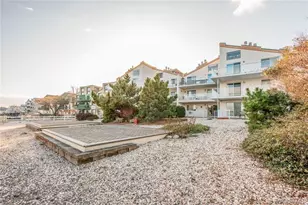 1494 Shore Dr, Bronx, NY 10465 - Photo 30