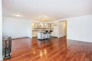 1494 Shore Dr, Bronx, NY 10465 - Photo 8
