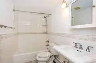 1494 Shore Dr, Bronx, NY 10465 - Photo 18
