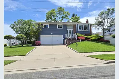 15 6th Avenue, Farmingdale, NY 11735 - Photo 1
