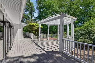 18 W Mall Dr, Huntington, NY 11743 - Photo 36